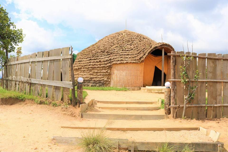 Kitabi Ecocenter Hotel Gabegi Ngoại thất bức ảnh